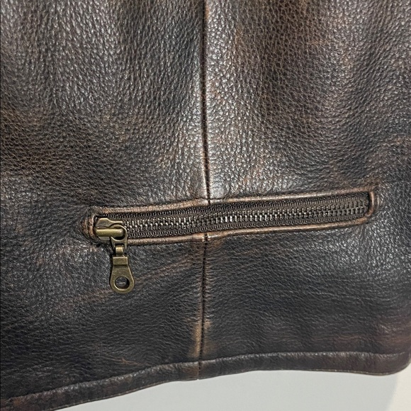 Structure Men's Chocolate Leather Vest - Picture 4 of 11